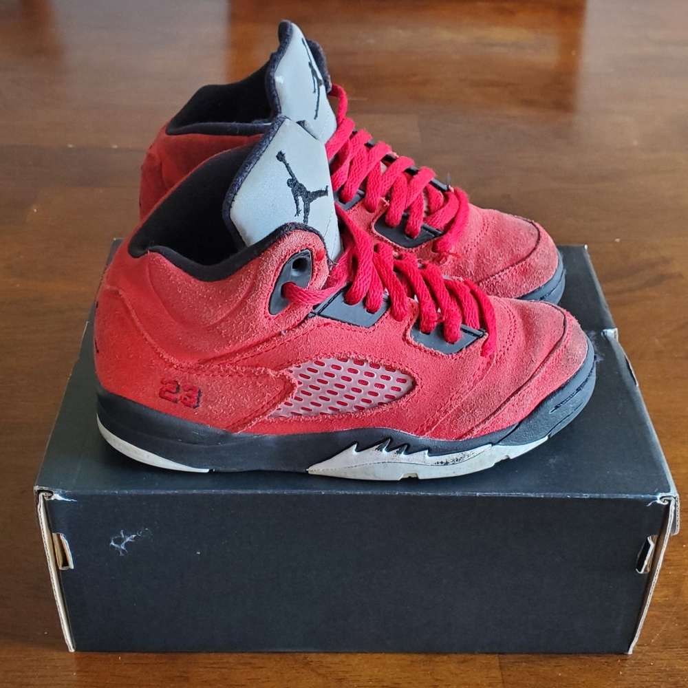 Jordan 5 Toro Bravo 10.5C